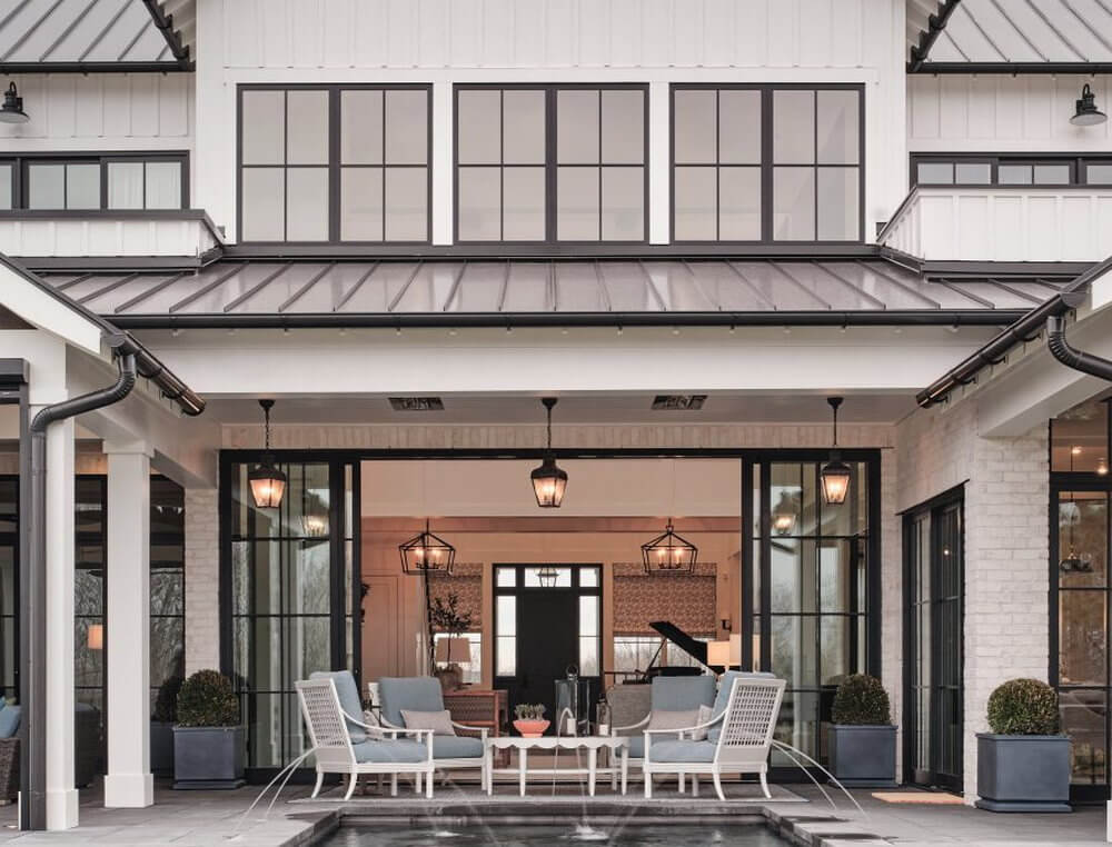 A Middle Tennessee residence at twilight
